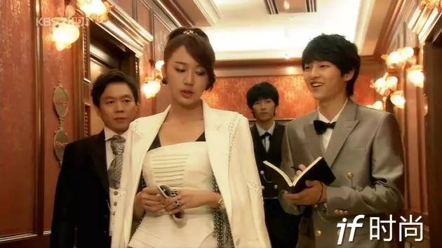 宋仲基与宋慧乔甜蜜,宋仲基与宋慧乔恋爱过程