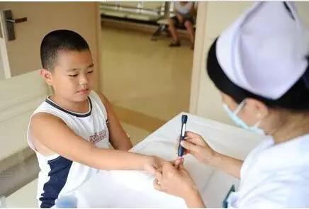 钙铁锌硒都缺怎么办,成人缺钙铁锌硒的各种症状