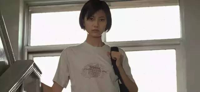 高圆圆被杂志小编黑了!看了照片我的嫉妒心好多了。。