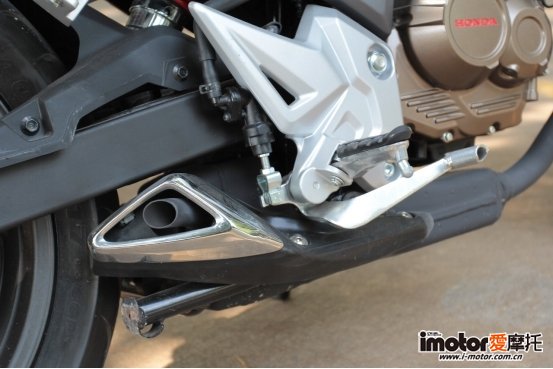 17款五羊本田cb190r属于街车吗,五羊本田cb190r对比豪爵dr300