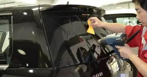 汽车贴膜起泡会有什么影响,汽车贴膜起泡有危害吗