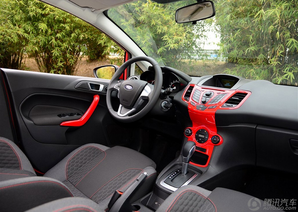 11款嘉年华两厢1.5手动,福特嘉年华1.5l两厢油耗