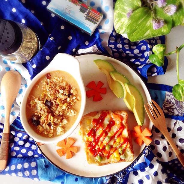 为异地恋人做早餐，90后才女诠释爱与坚持，满满的感动！