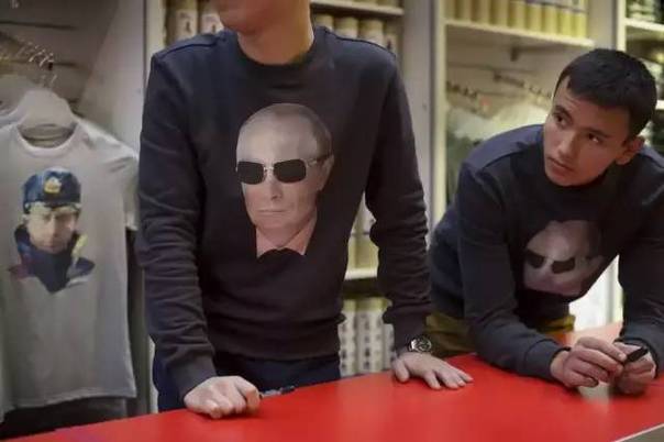 普京介绍产品视频 (普京俄罗斯商品)