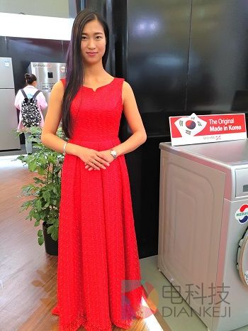 妹子多过车展所有AWE你想看的都在这里