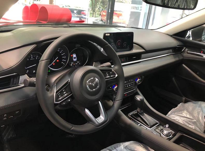 马自达阿特兹2022款2.5运动版内饰,21款马自达阿特兹2.0运动版内饰