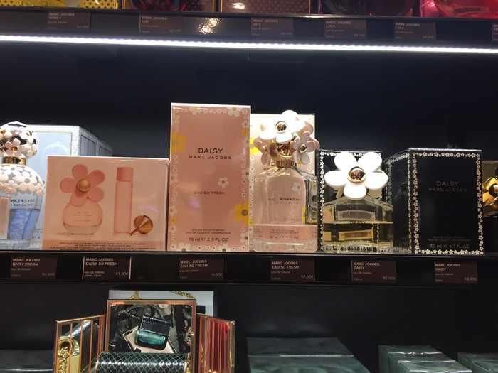 法瑞边境旅游攻略,法瑞意游攻略