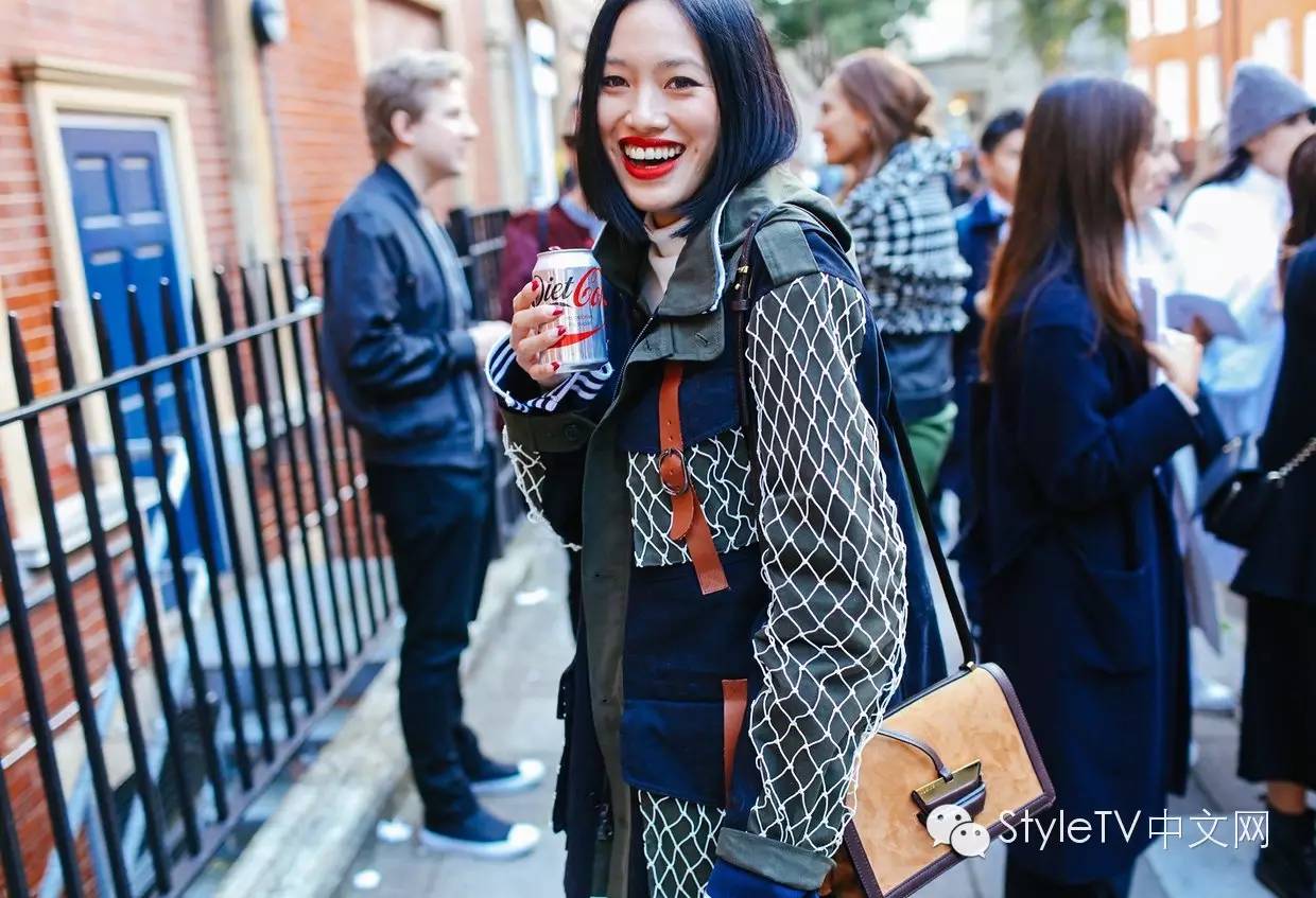 loewe包包经典款,loewe最值得入款的包包