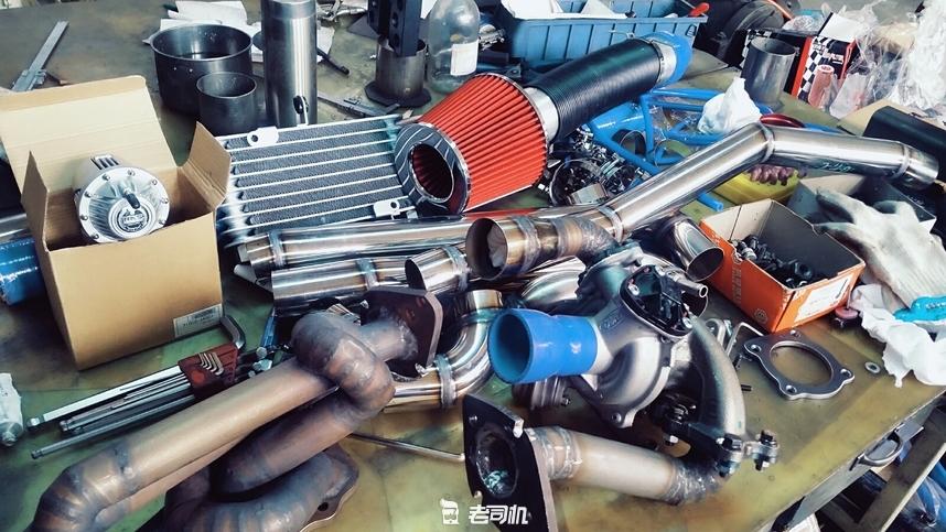 后驱五菱宏光爆改,爆改的五菱宏光竟然能上天