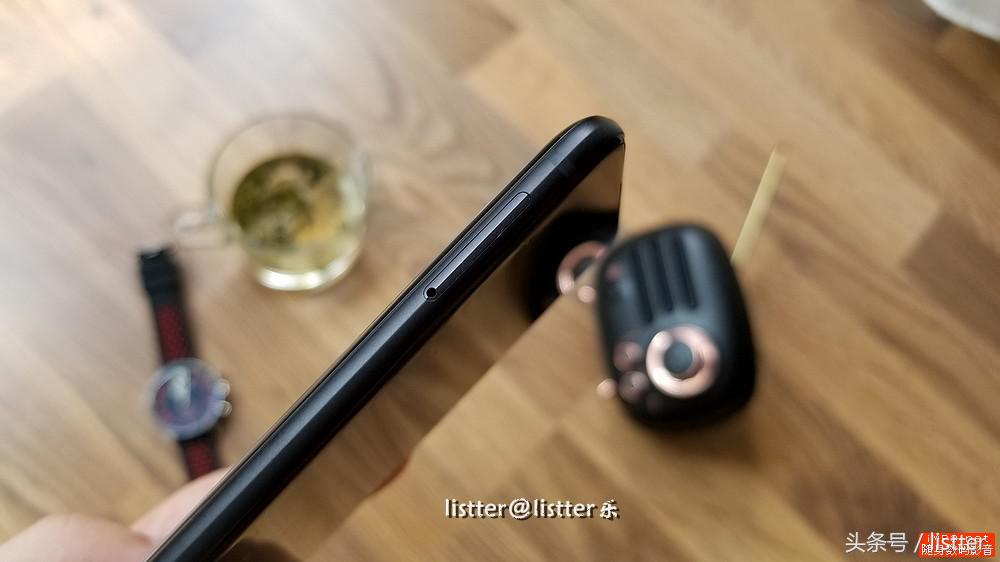 夏普aquosr2吃鸡,夏普aquos2新款