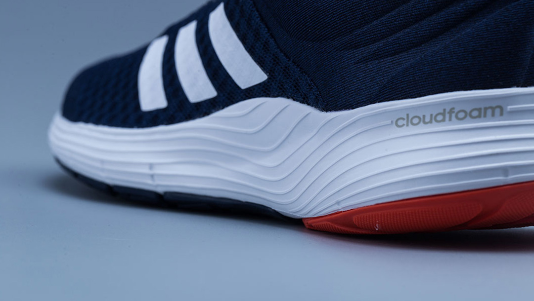 阿迪达斯为什么官网便宜,为什么阿迪达斯的跑鞋便宜