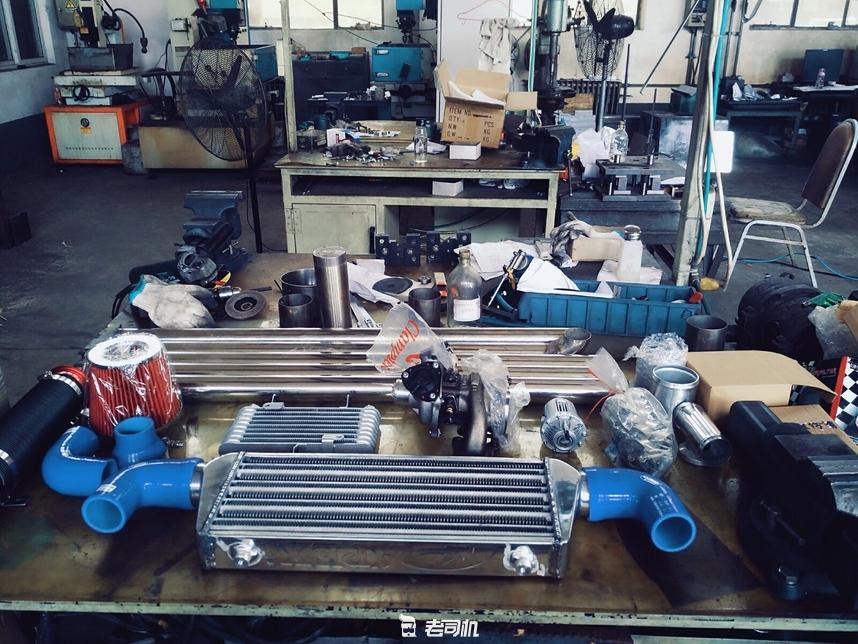 后驱五菱宏光爆改,爆改的五菱宏光竟然能上天