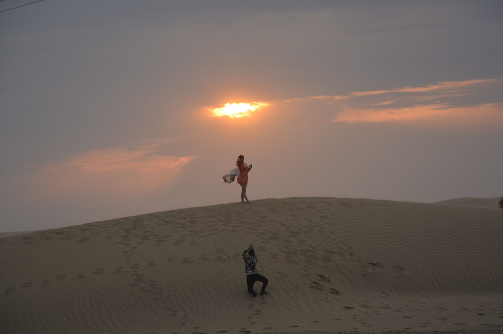 西安到阿拉善左旗自驾游攻略,西安到阿拉善三日游