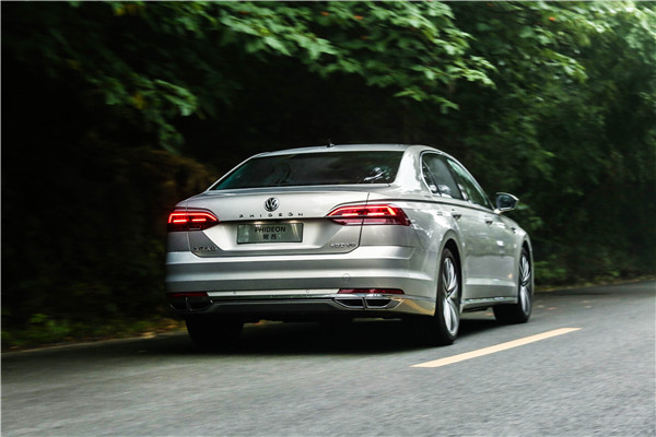 全新大众辉昂试驾,上汽大众辉昂试驾