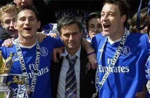 2场8球登顶积分榜第一,是时候展示穆二年的非凡魔力了