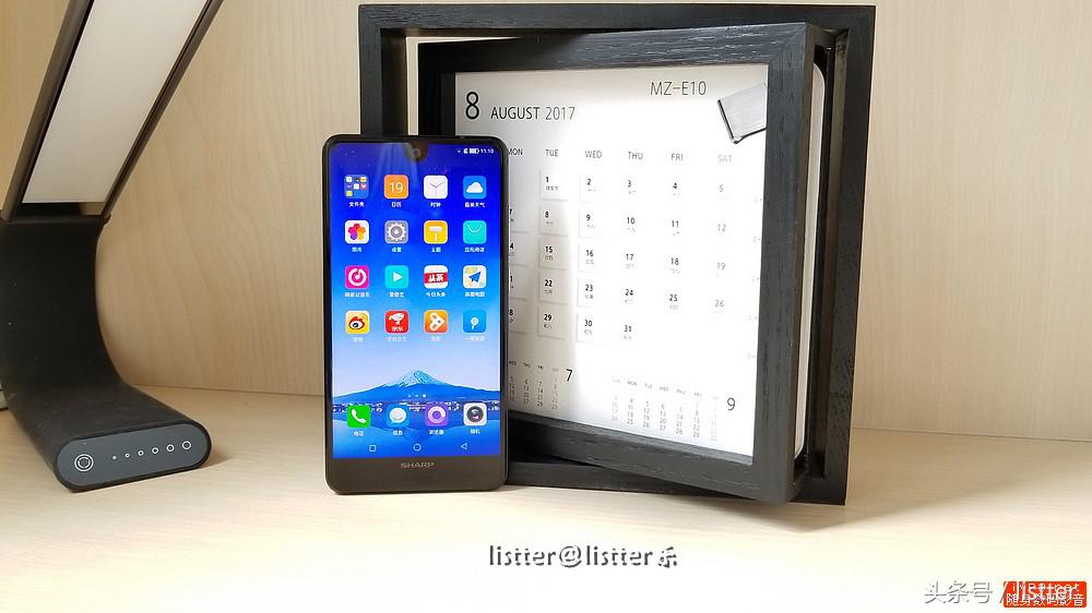 夏普aquos2新款,夏普aquosr2是什么手机