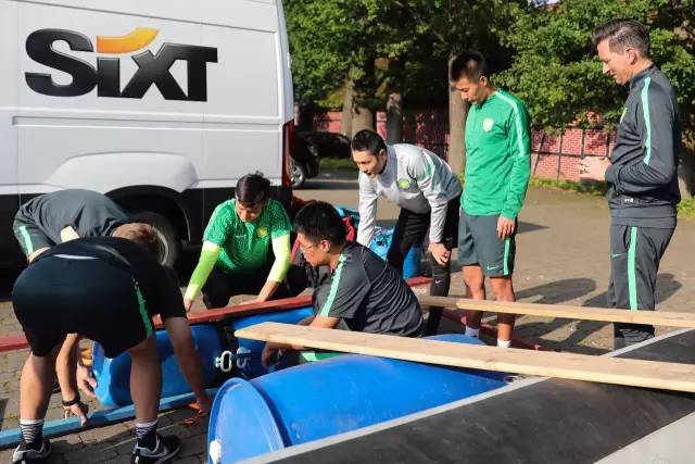 自制皮划艇比赛,野外徒步五公里拉练日记