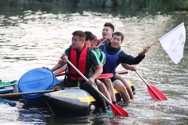 自制皮划艇比赛,野外徒步五公里拉练日记