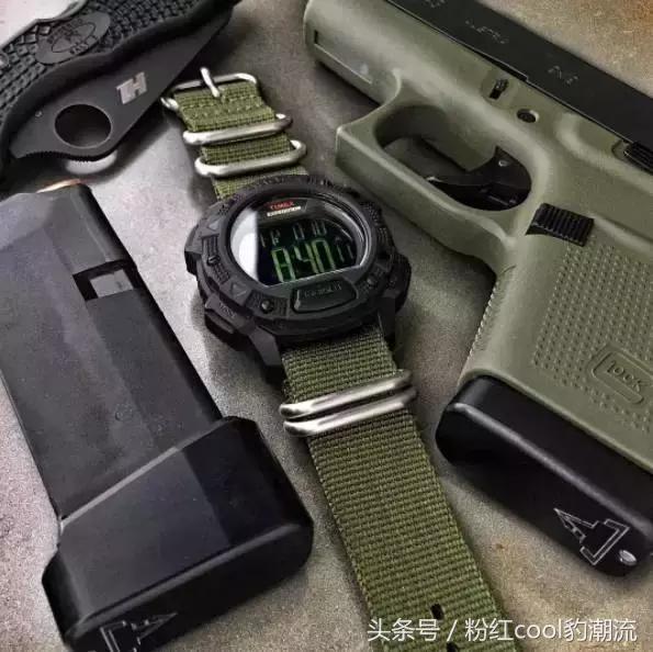 富玩表穷买金,富玩表穷玩什么