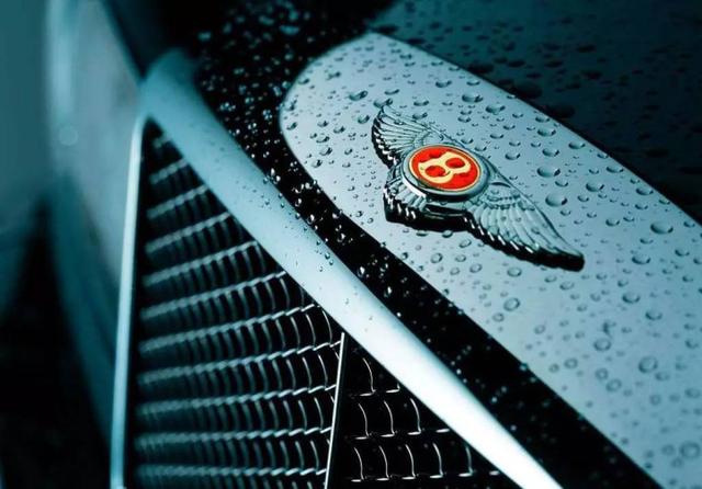 为什么劳斯莱斯的车标永远向上,为什么劳斯莱斯的车标不怕偷呢