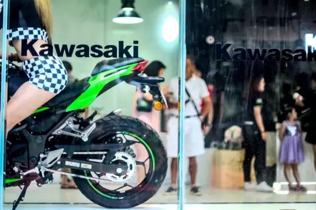 海口川崎机车专卖店,海口川崎分期付款专卖店