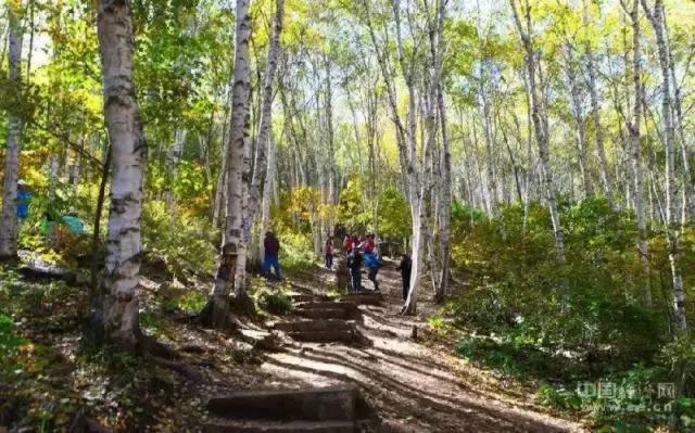 只是去个公园,却翻了几座山!