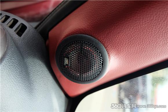 jeep牧马人秒变皮卡,吉普牧马人超级爆改越野