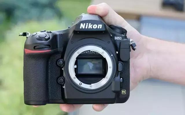 尼康顶级变焦长焦镜头,尼康4800万像素单反