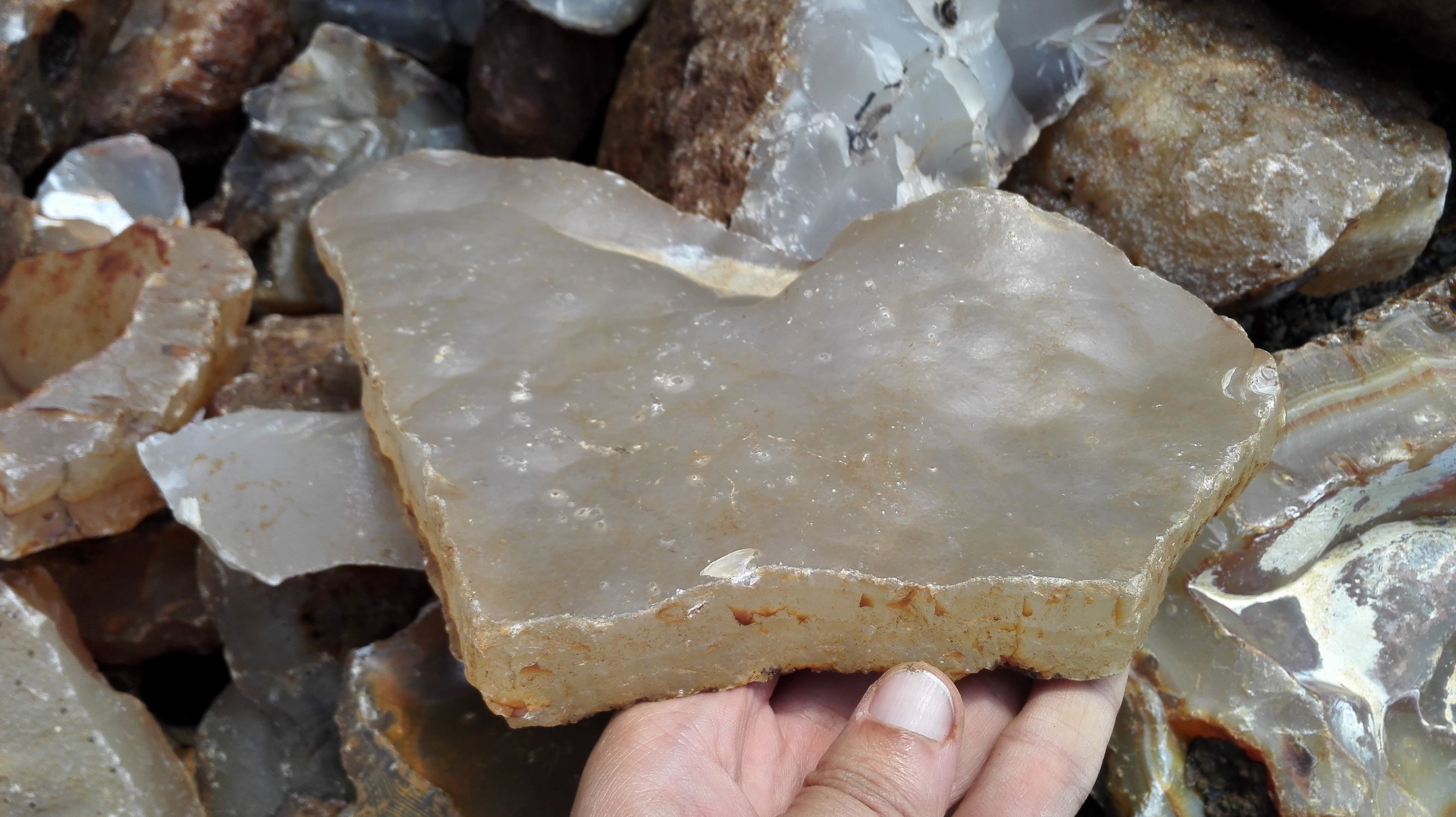 冰彩玛瑙手镯,马料高冰透玛瑙手镯