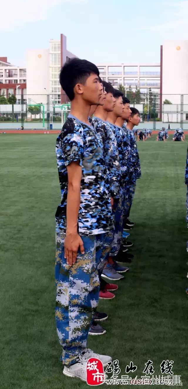 砀山二中高中军训张教官,安徽省砀山二中军训