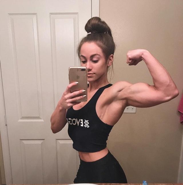 不想练出肌肉的女性，该如何通过健身达到塑形美体的效用？