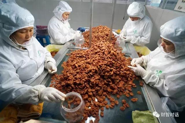 零食慢消费健康来伊份,零食王国来伊份宁波再开新店