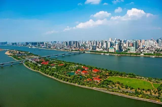 其实，我在长沙过得差不多也就这样