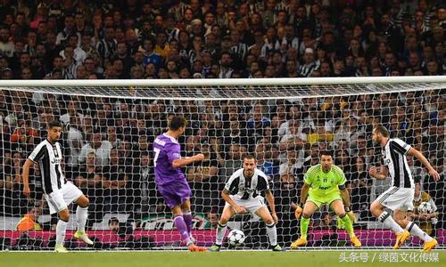 中国足球世界级球员,足坛历史上的十大万金油球员