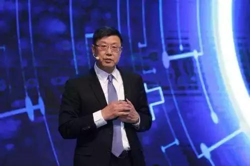 过去学它转型，现在学它变身，美的如何知行合一做到“科技驱动”