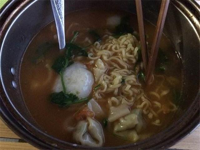 娶一个会做饭的老婆是什么体验,娶个不会做饭的女孩是种什么体验