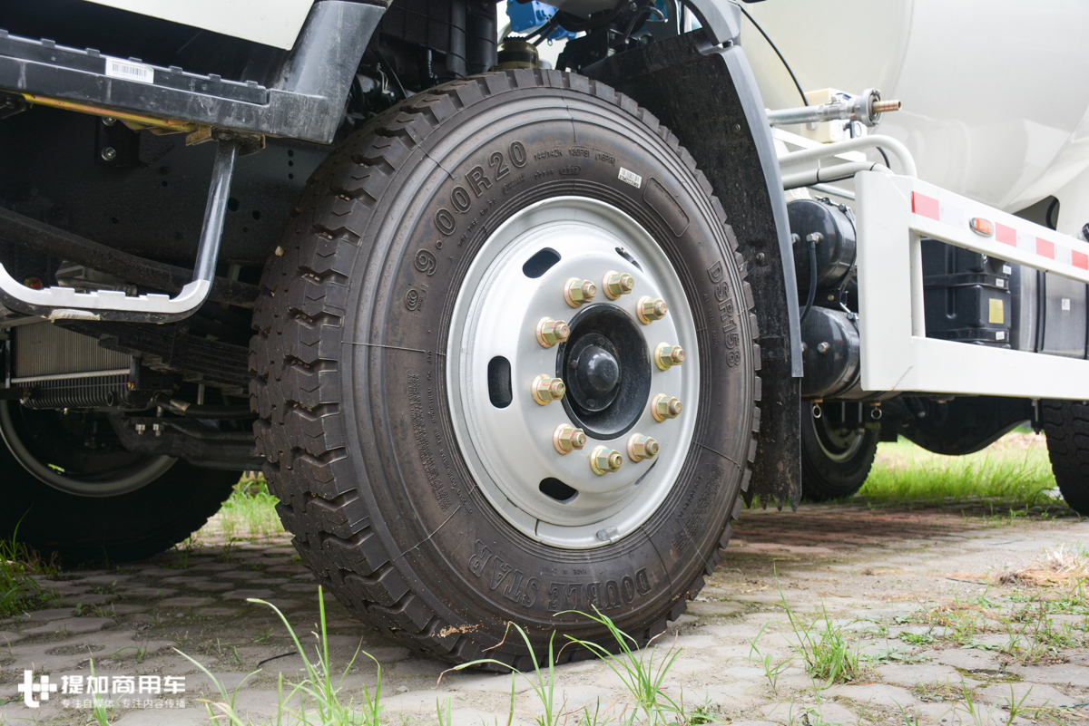 轻卡蓝牌搅拌车,商用混凝土搅拌车多少钱一台