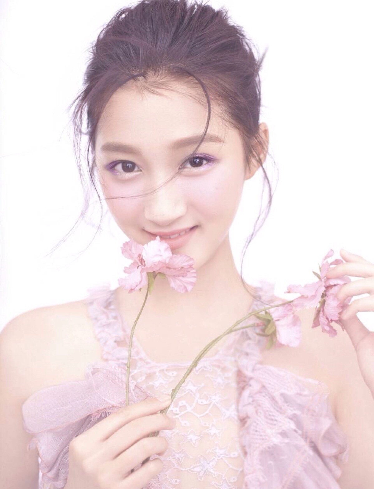 95后小花关晓彤张雪迎,张雪迎演技惊人秒杀关晓彤