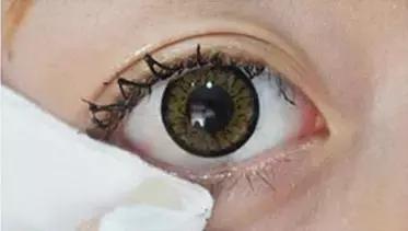 睫毛怎么刷又长又密又好看,怎样刷睫毛睫毛会变得更长
