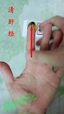 宝宝断奶晚上总是又哭又闹,几个小方法教你让宝宝安静下来!