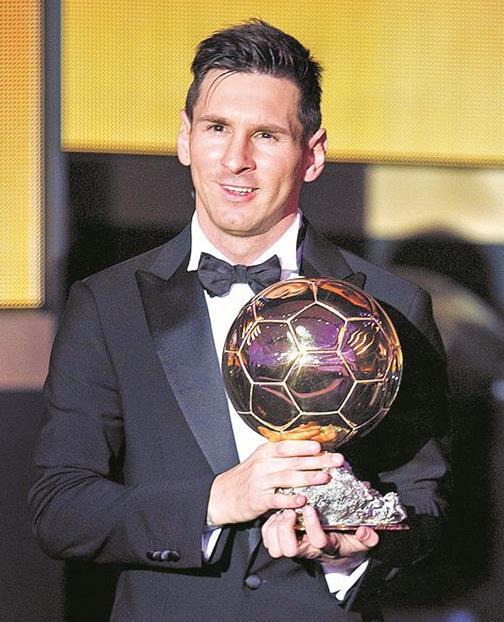 梅西过人技巧教学,梅西穿裆过人技巧