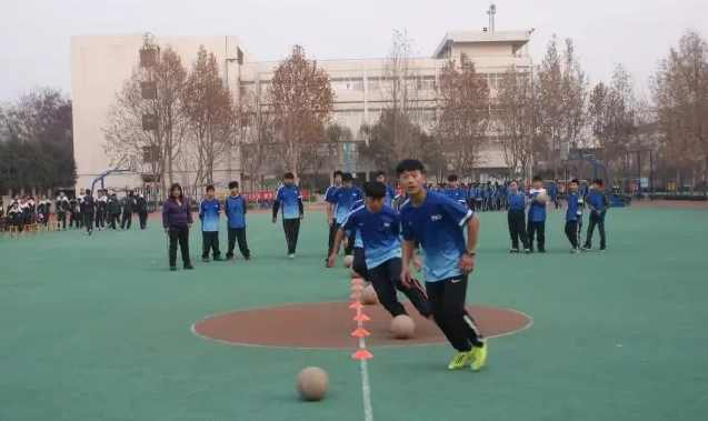 潍坊公办初中排名前十的学校,潍坊最好的初中排名2018