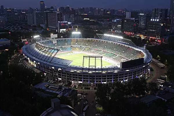 时代变迁，它依旧是这座古城的明信片