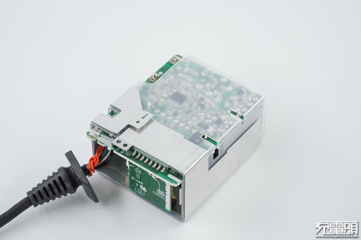 任天堂switch游戏机要不要卡带,任天堂switch游戏机oled多久充满