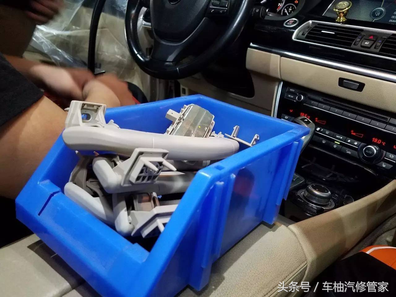 宝马5系gt黑屏解决方法,宝马5系gt瑕疵事故