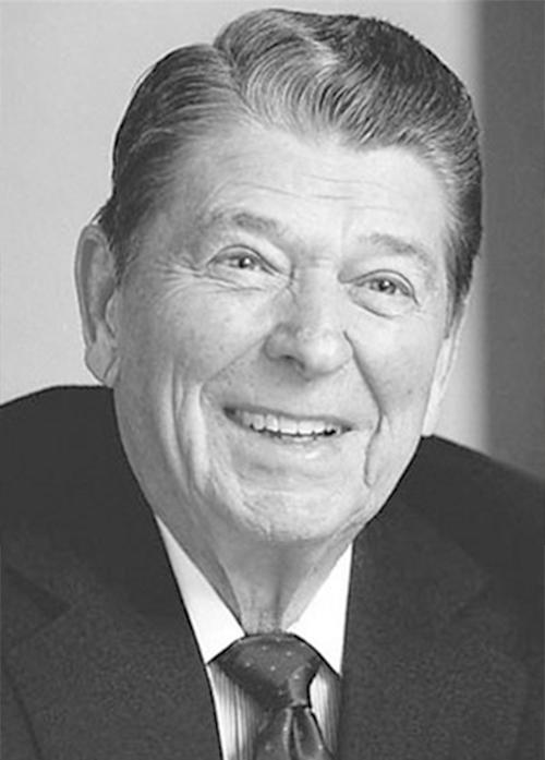 拍美国马屁视频,拍中国马屁的外国人