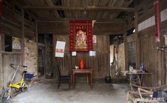 天生双性人是什么,哪些人天生是单身命