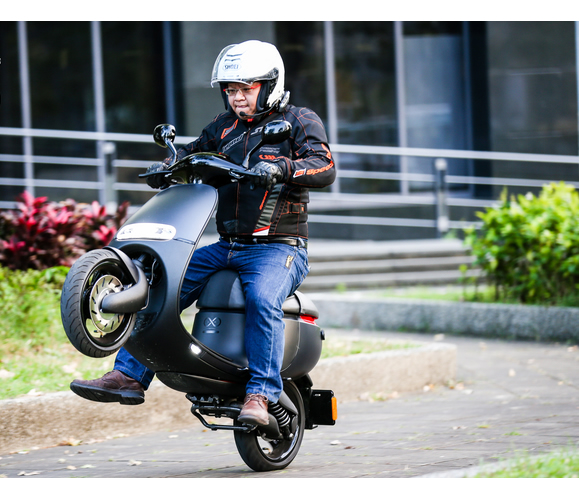 锻造轮毂和旋压轮毂真实测试,锻造轮毂强度测试