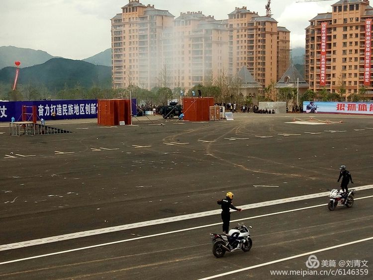 2019瓮安反恐演练,黔东南特警反恐演练视频