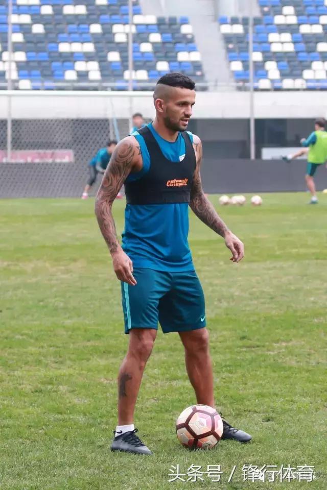 古特比视频集锦,古特比带领全队